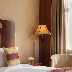 Classic Queen Room